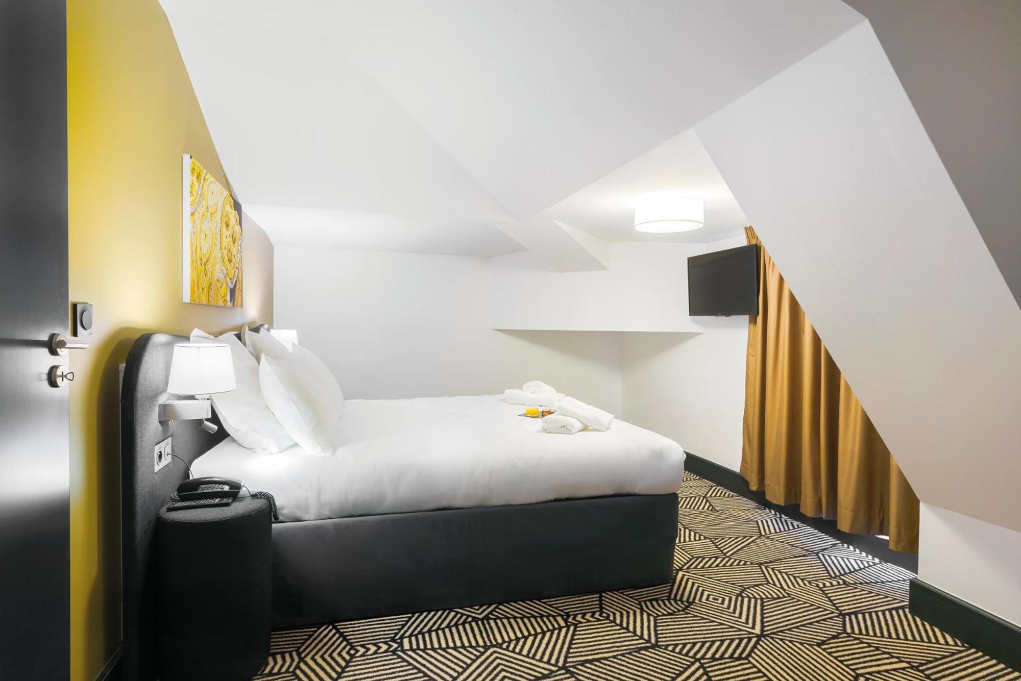 Superior One-Bedroom Apartment